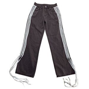 Gray Wide-Leg Jeans With White Side Stripes & Hanging Ribbons Size S